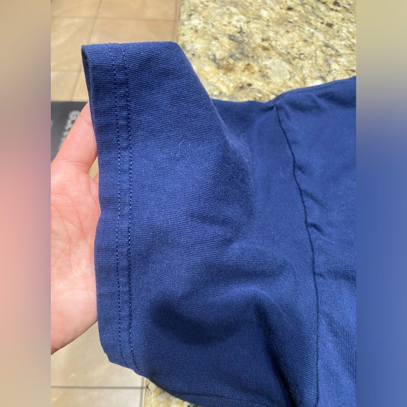 Vintage Retired Tshirt SzL 100% Preshrunk Cotton - Picture 8 of 9